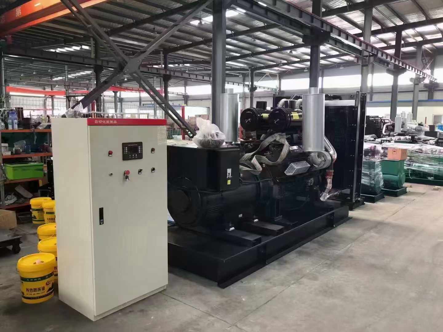 乐山柴油发电机运行时的噪音和振动水平如何?